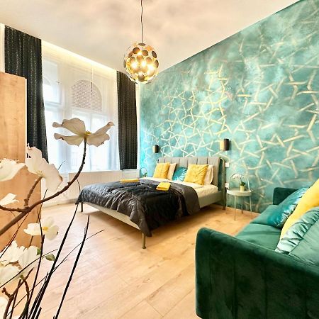 Luxory Design Apartment#Bakats#Freeparking#8Ppl Budapest Luaran gambar