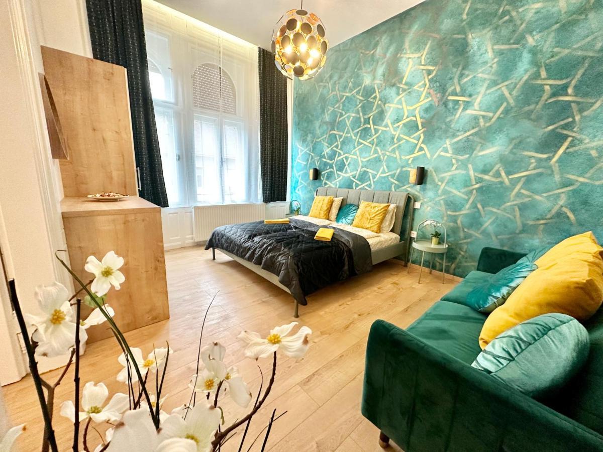 Luxory Design Apartment#Bakats#Freeparking#8Ppl Budapest Luaran gambar