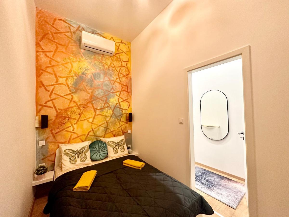 Luxory Design Apartment#Bakats#Freeparking#8Ppl Budapest Luaran gambar