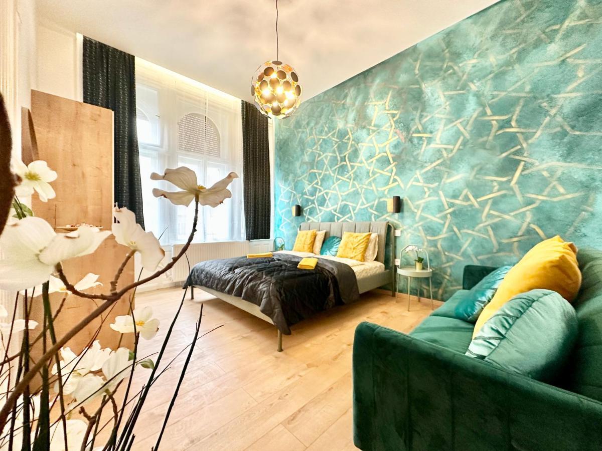 Luxory Design Apartment#Bakats#Freeparking#8Ppl Budapest Luaran gambar